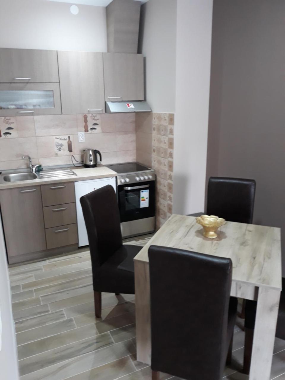 Apartmani Radulovic Vrnjacka Banja Exterior photo